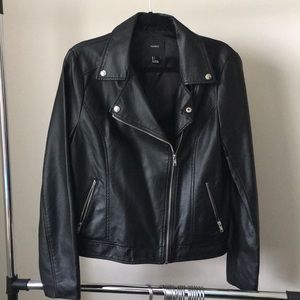 Forever 21 Jackets & Coats - Black Faux Leather Jacket by Forever 21 Forever 21 Jackets & Coats - Black Faux Leather Jacket by Forever 21